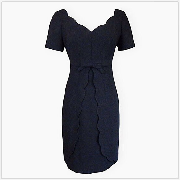 Jones New York Black Empire Waist Scalloped Short Sleeve LBD Sheath Dress Size 6 - Picture 1 of 5